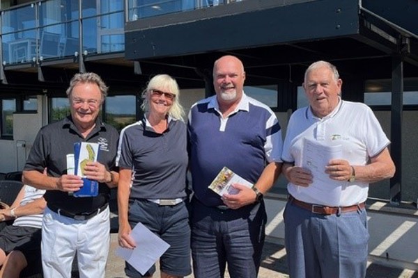 PT golf greensome 2024